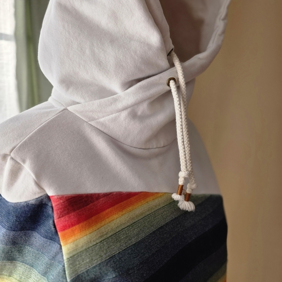 Ampersand Avenue "All Eyes On Hue" Women's Hoodie - Size Small Multi- Colored - Picture 10 of 13